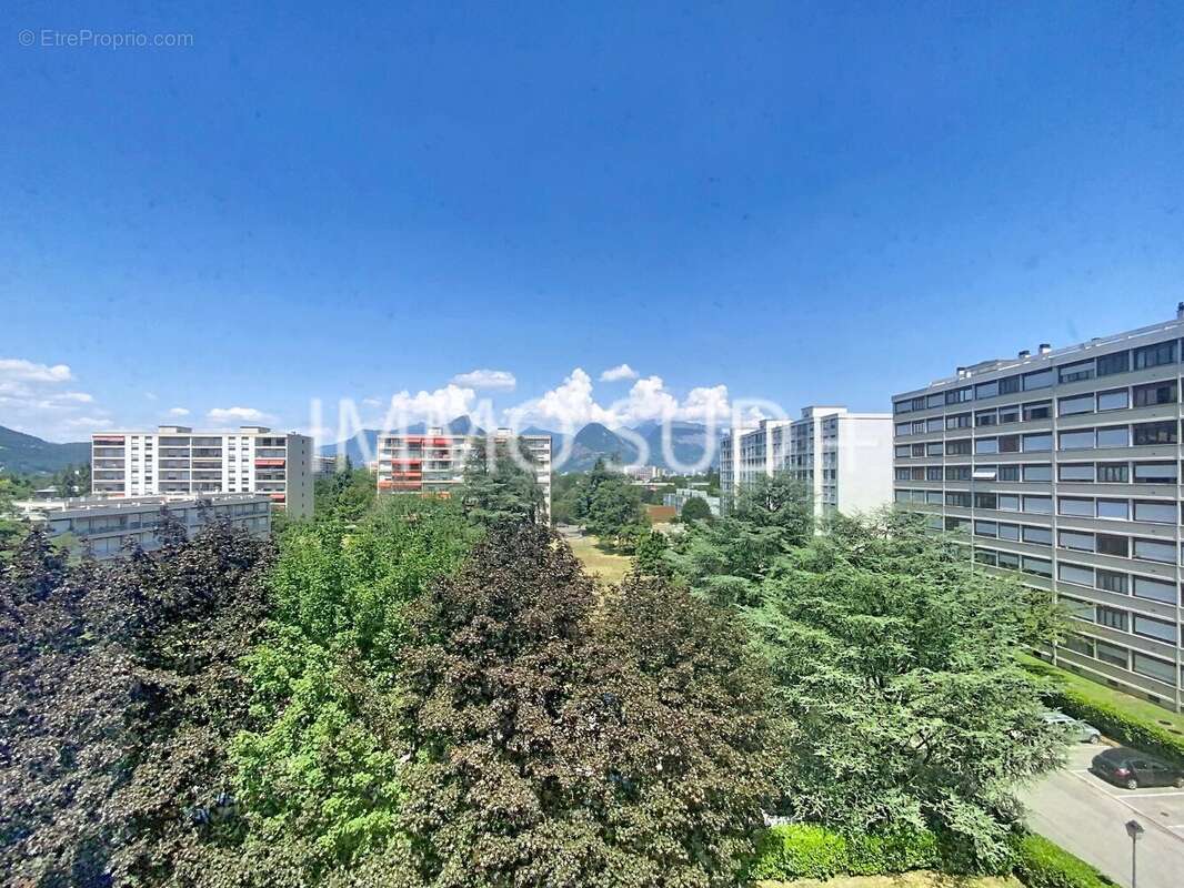Appartement à ECHIROLLES