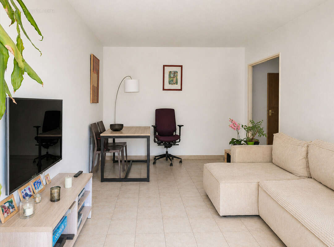 Appartement 63 m² à Vence  - photo 25