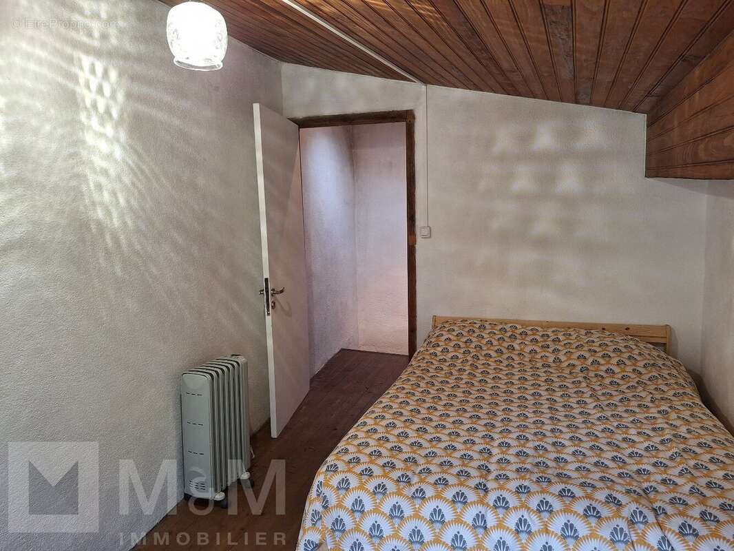 Maison à MONTFORT-SUR-BOULZANE