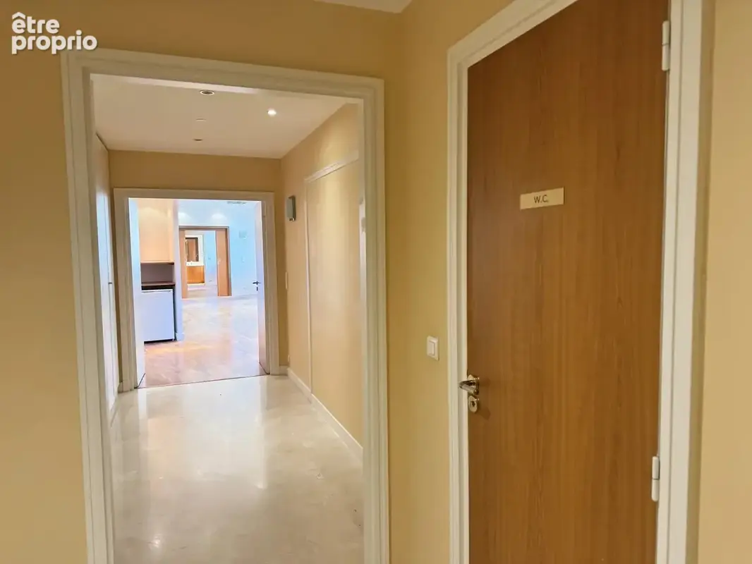 Cannes La Croisette - Appartement 100 m2 à vendre - Gros potentiel locatif - photo 12
