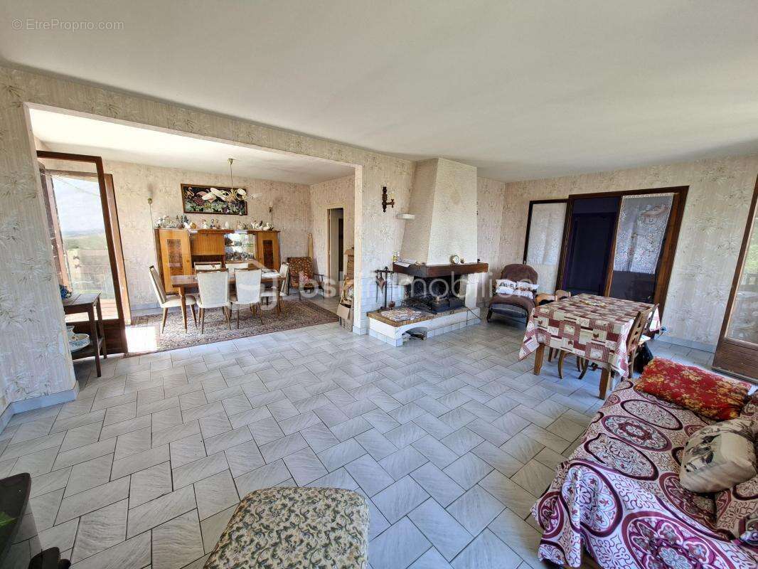 Pavillon de 181 m² sur sous-sol      beaux volumes - photo 3