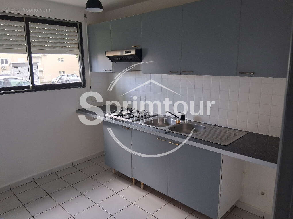 Appartement à BAIE-MAHAULT