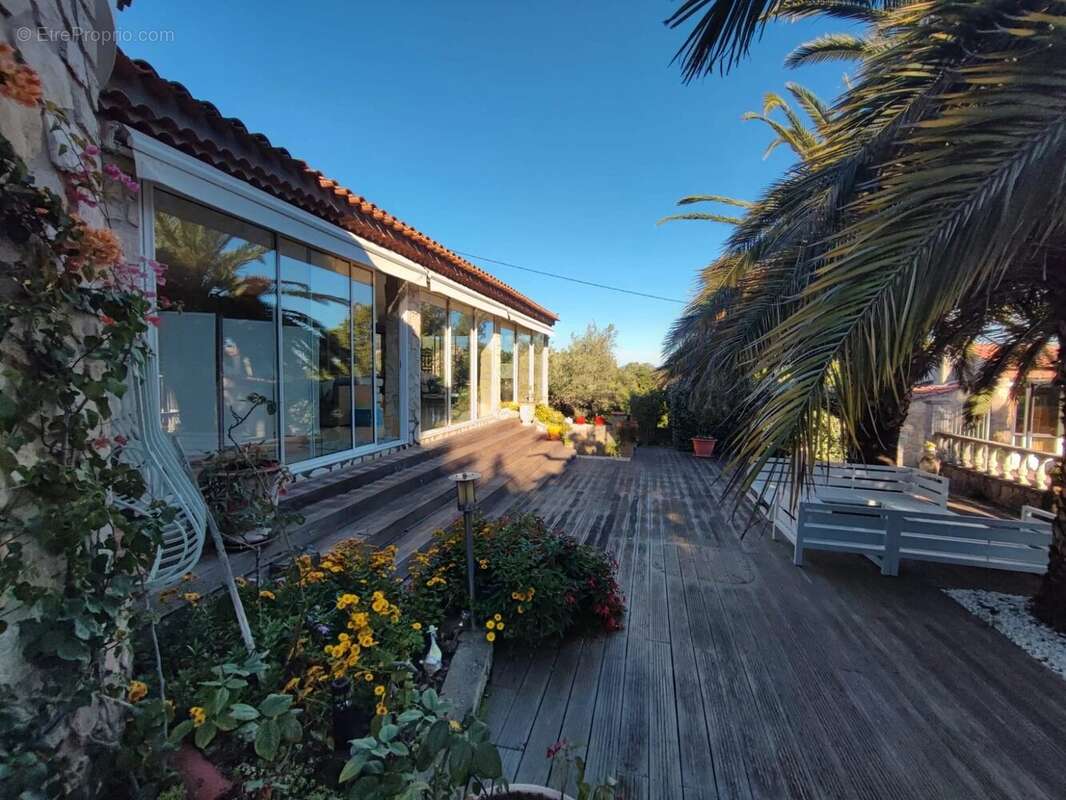 Maison à LA FARLEDE