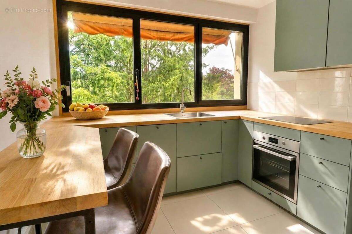 Appartement à L'ETANG-LA-VILLE