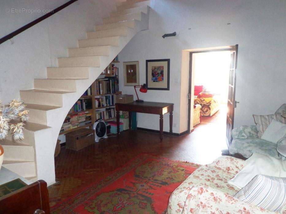 Maison à GOUDARGUES