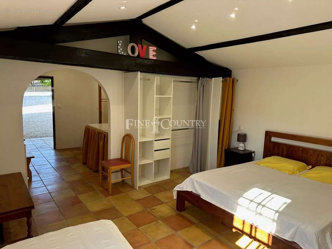 Maison à AURIBEAU-SUR-SIAGNE