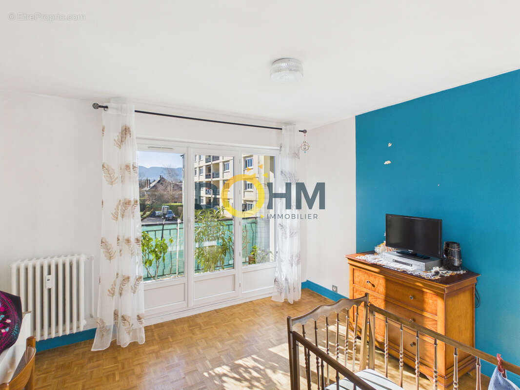 Appartement à BARBERAZ