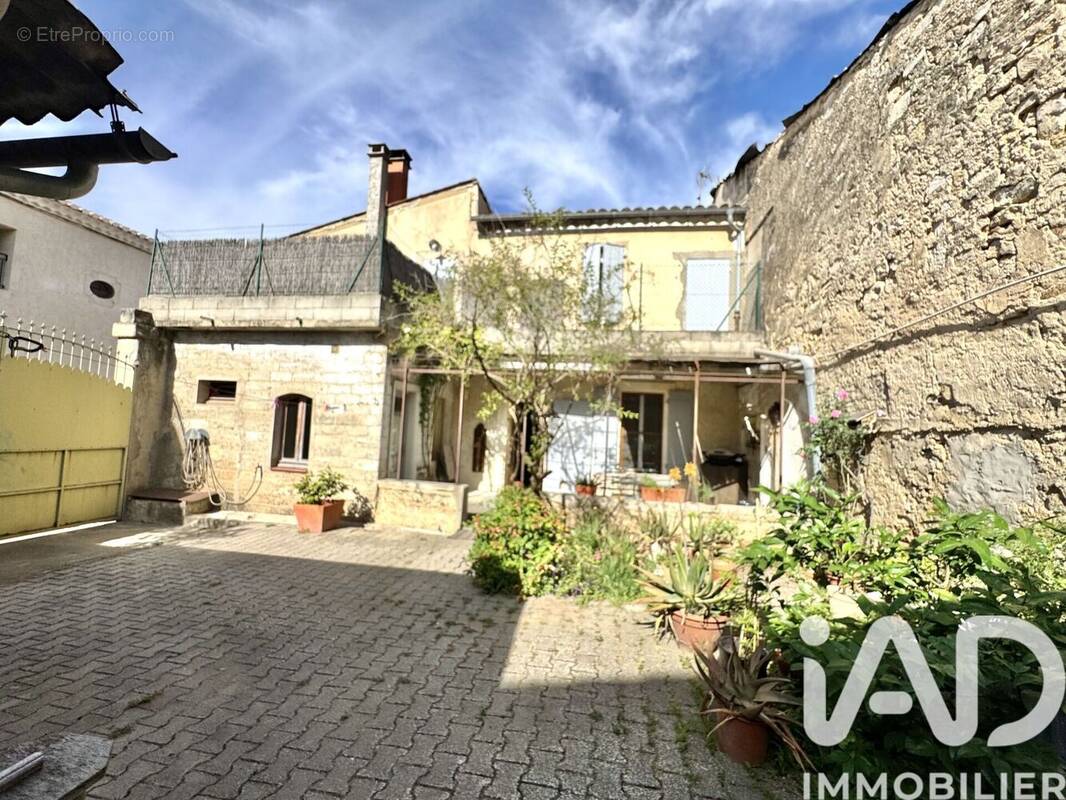 Photo 1 - Maison à SAINT-GILLES