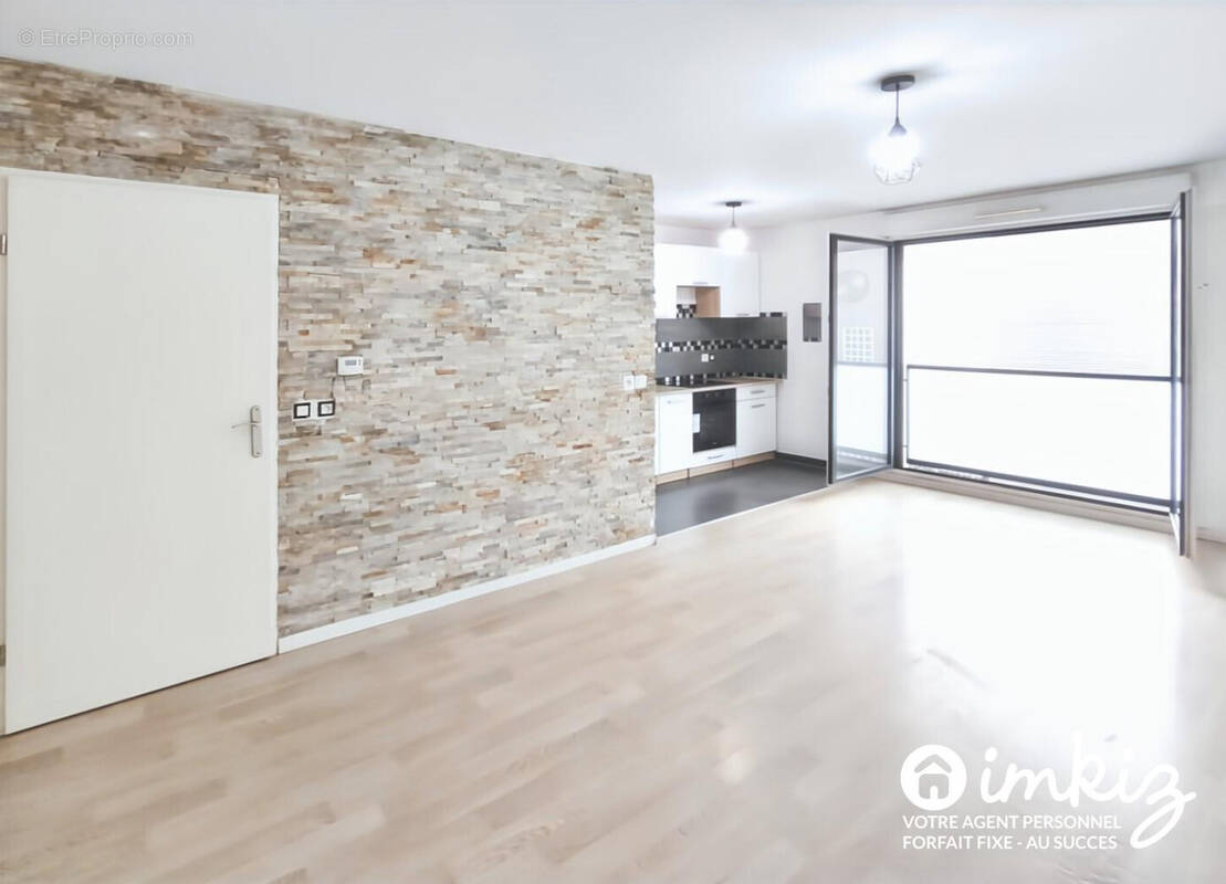 Appartement à AUBERVILLIERS