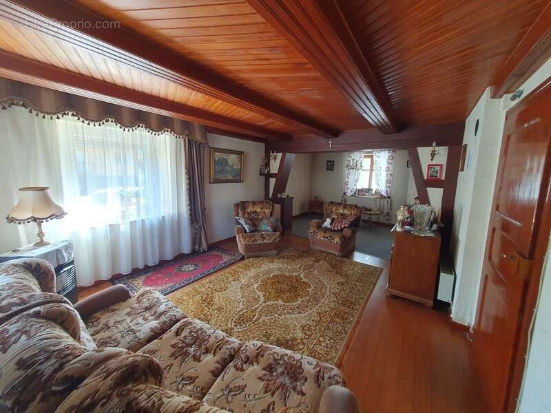 À VENDRE – Maison de caractère avec fort potentiel à Birkenwald - photo 2
