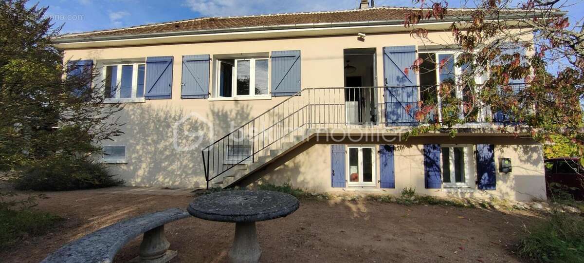 Maison à VARENNES-VAUZELLES