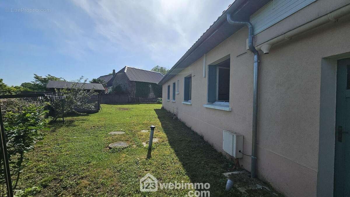 Maison 115 m² à Pontacq  - photo 3