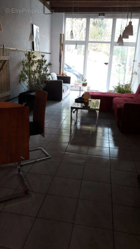 Ferme rénovée, sur 49 ares avec rivière - photo 8