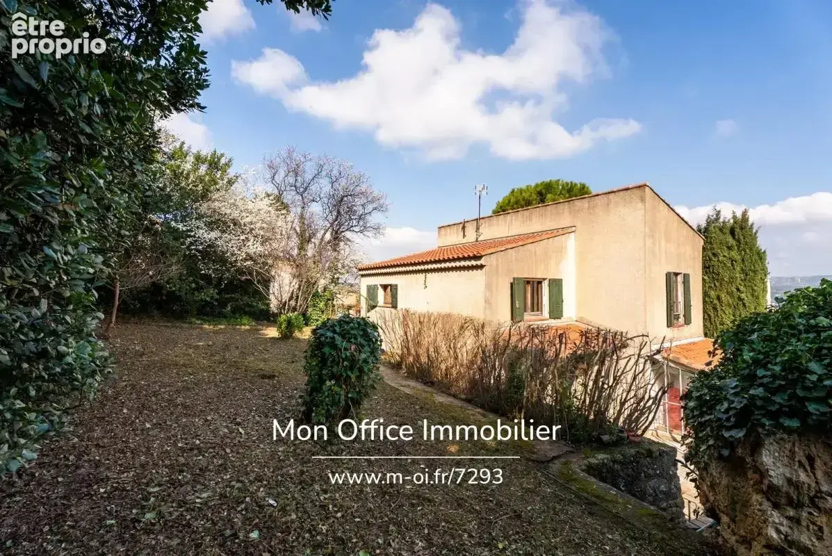 Référence : 7316-YAN - Maison 5 pièces au coeur du village avec jardin - photo 2