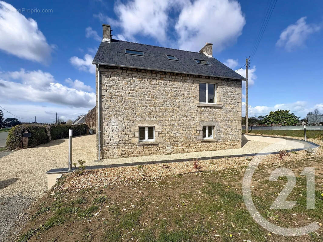 Maison 105 m² à Prat  - photo 14