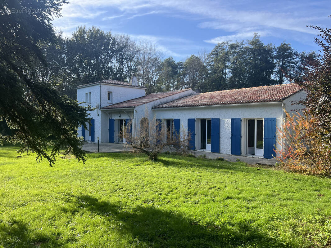 Maison à CRAVANS