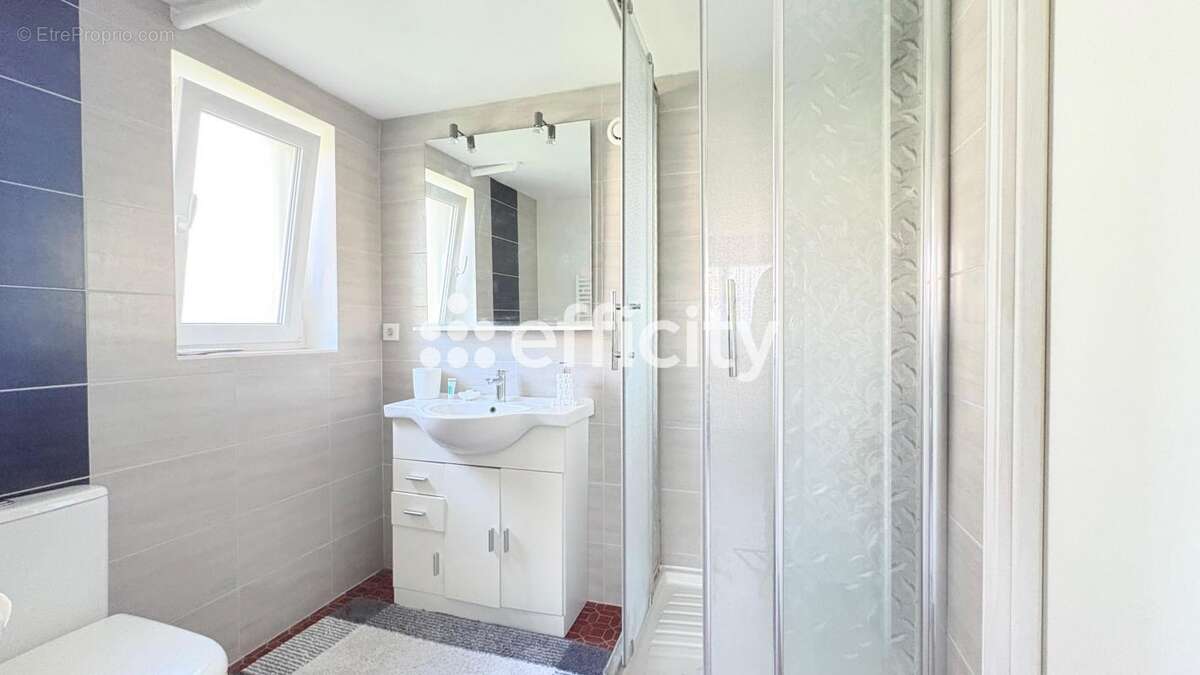 Maison à SAINT-GEORGES-DE-DIDONNE