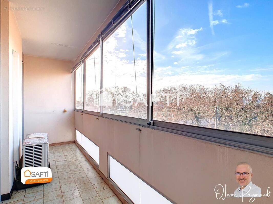 Photo 1 - Appartement à LYON-8E