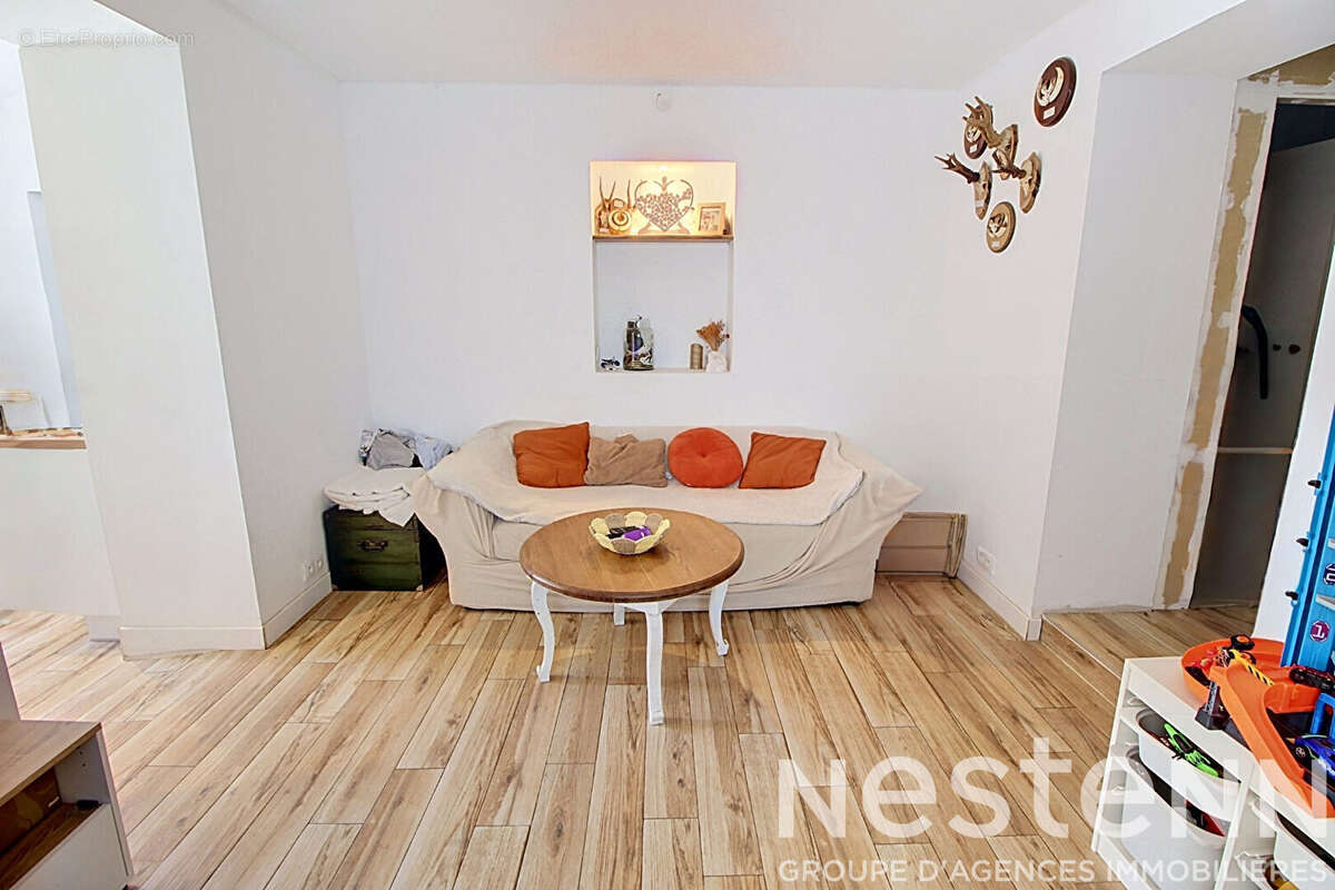 Maison à SALERNES