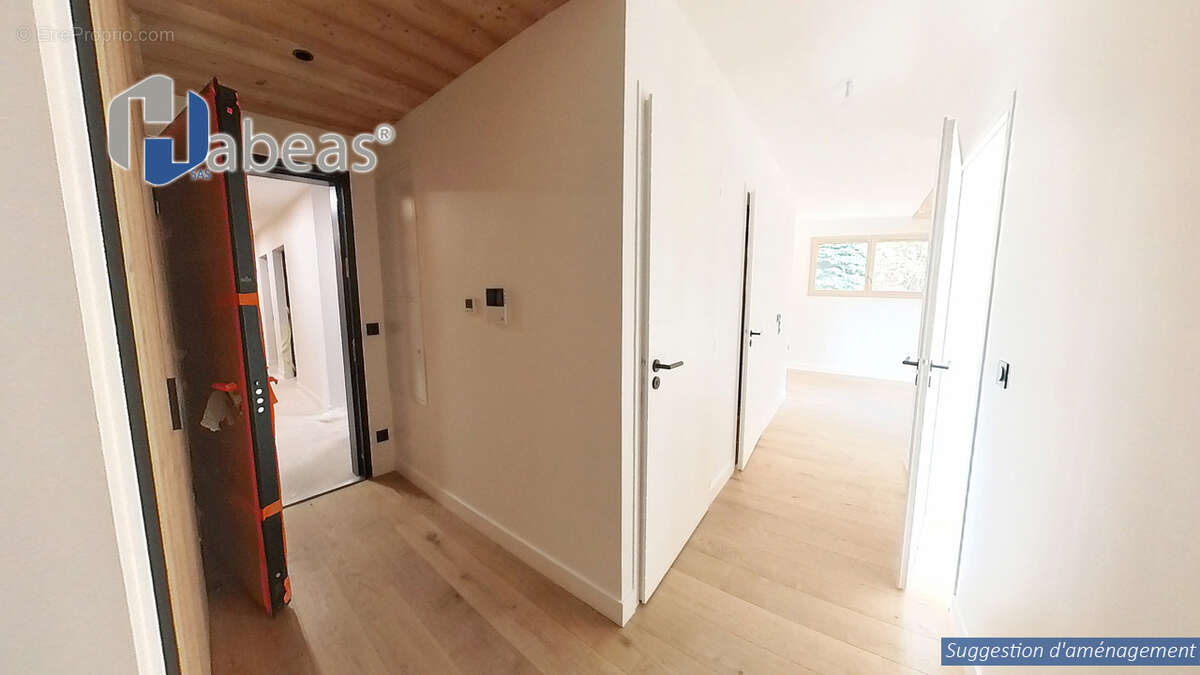 T3 Duplex  67,70m², 2 chambres, Balcon 6m², Casier à Ski - photo 9