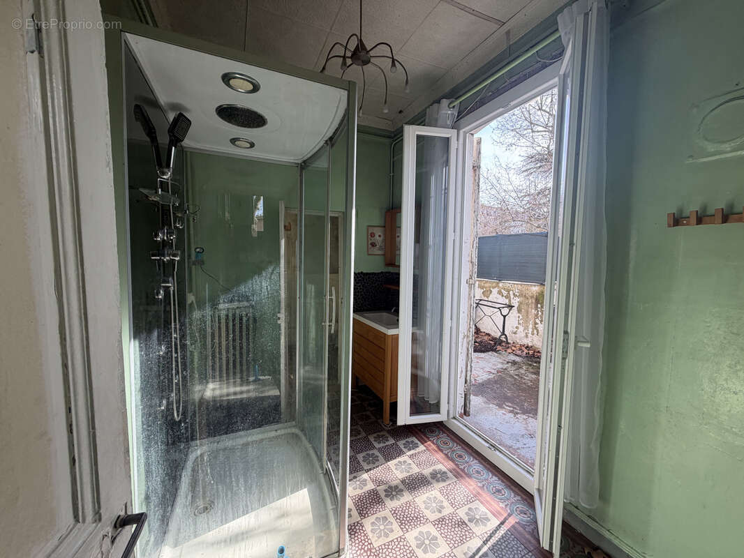 Appartement à MARSEILLE-13E