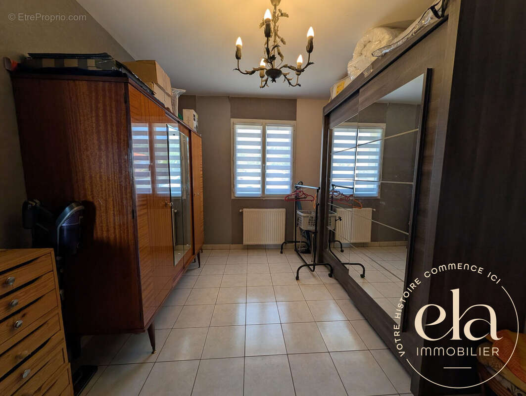 Maison 91 m² à Pouzauges  - photo 9