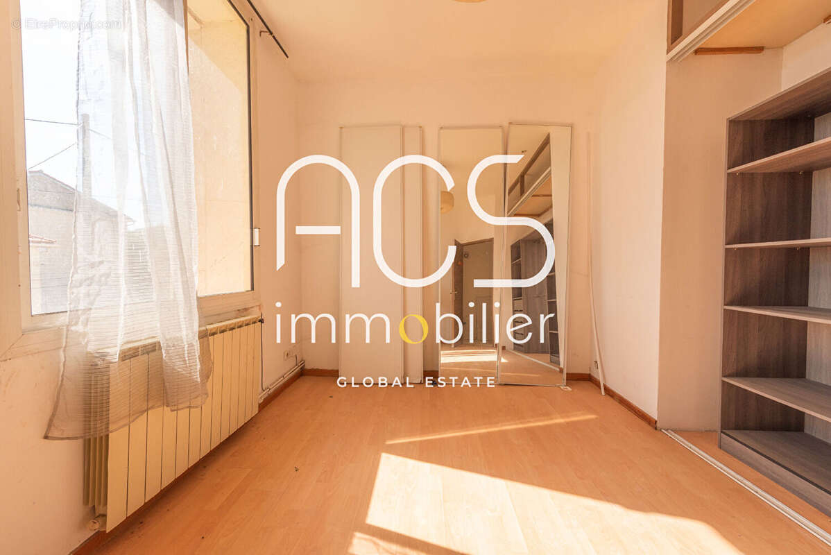 Maison à CHATEAUNEUF-LES-MARTIGUES