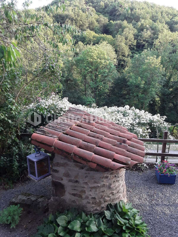 Maison 130 m² à Sainte-Colombe-Sur-Gand  - photo 6