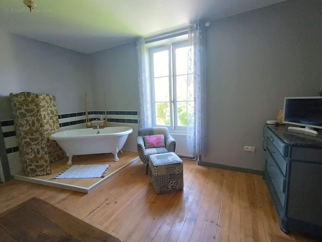 Maison à ALLOUE