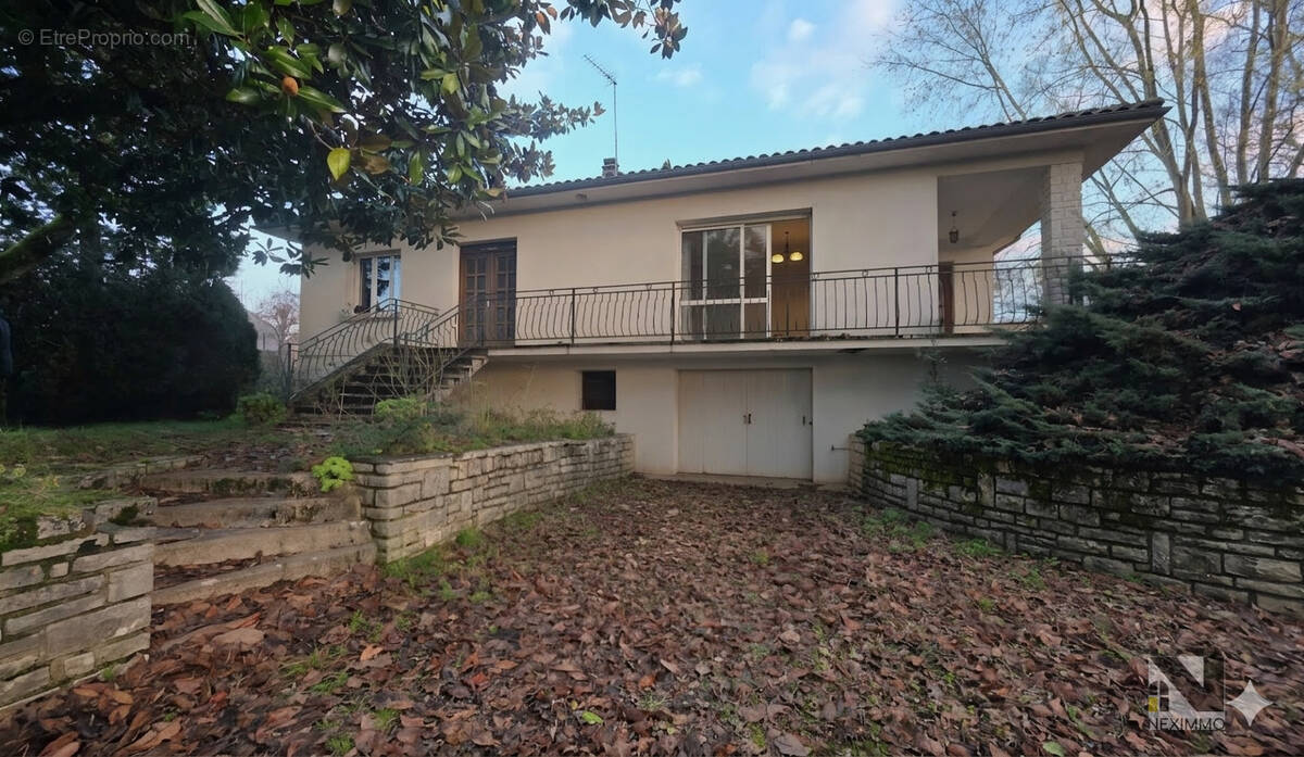Maison à SAINT-CLAUD