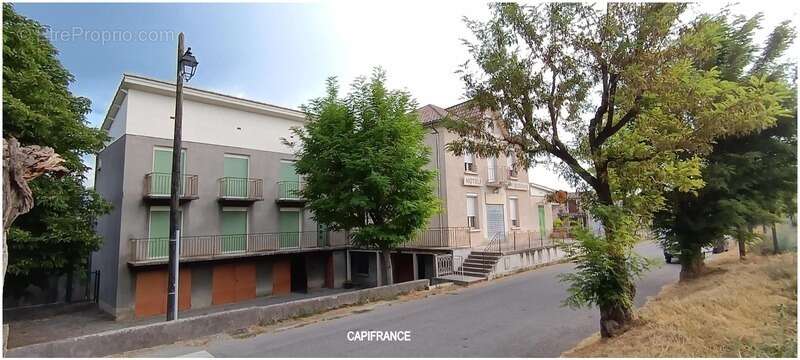 Commerce à LE CHAFFAUT-SAINT-JURSON