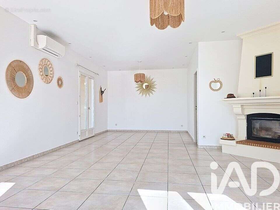 Photo 3 - Maison à LAMOTHE-MONTRAVEL