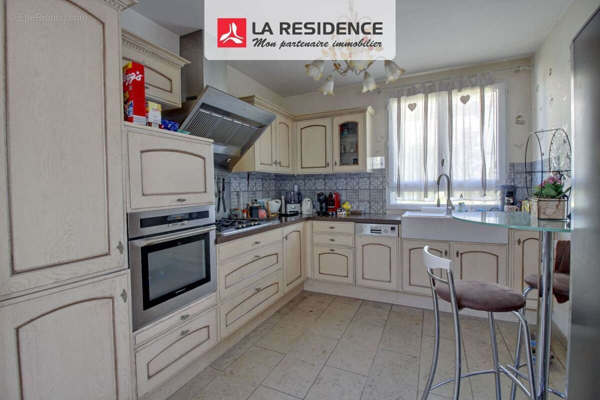 Maison 130 m² à Conflans-Sainte-Honorine  - photo 5