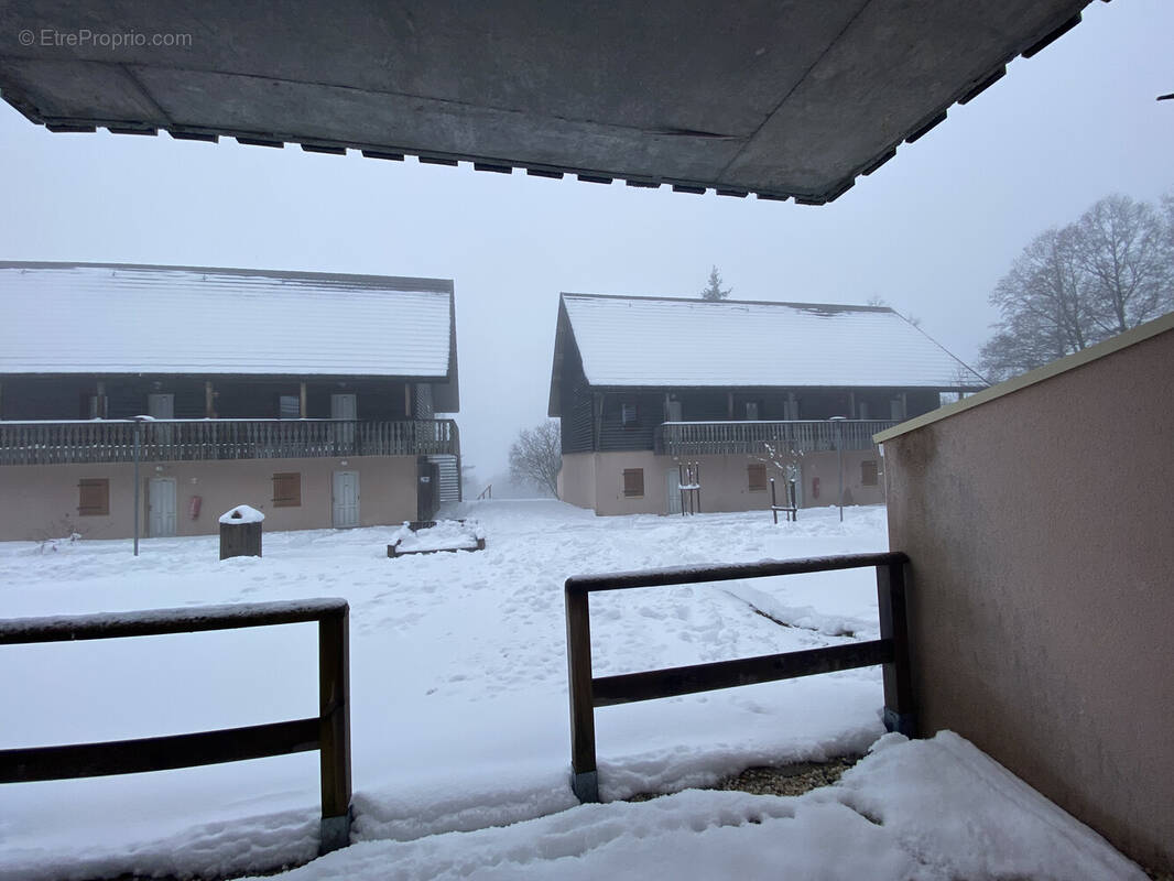 Appartement à COMPAINS