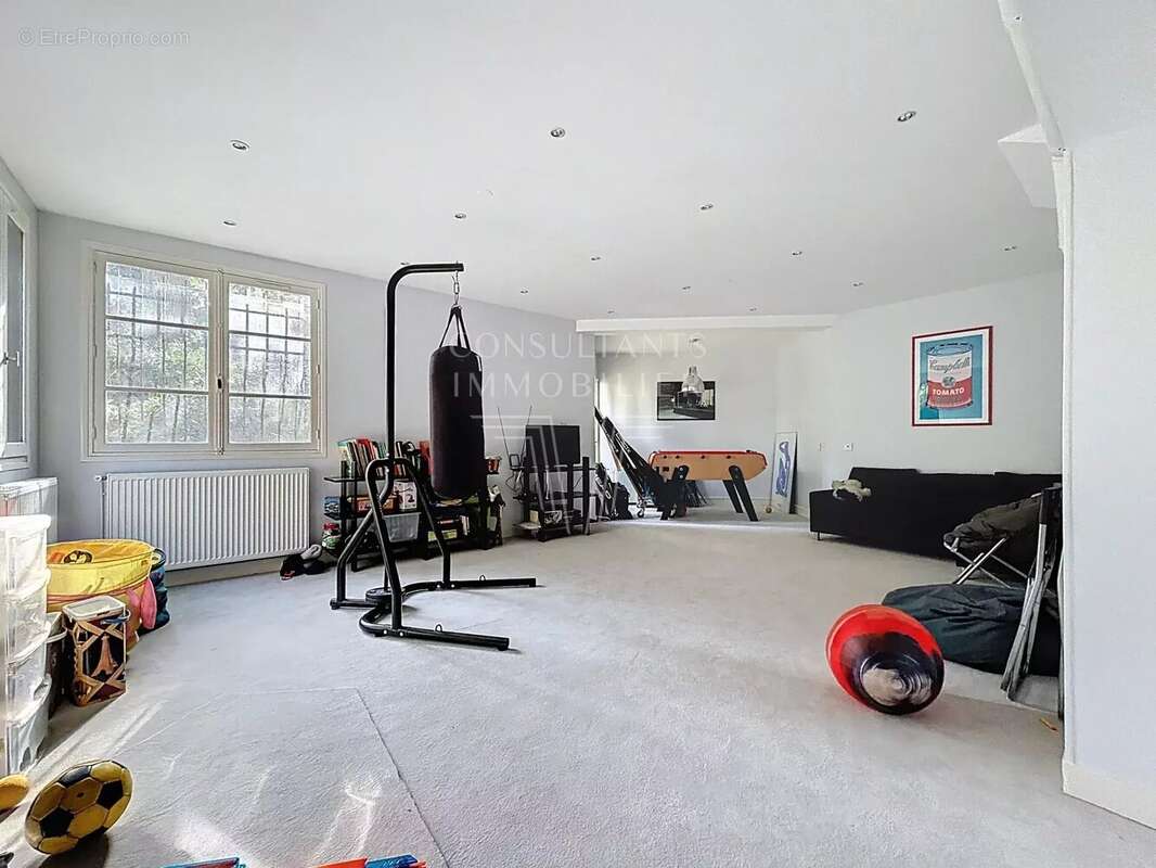 Maison à LE VESINET