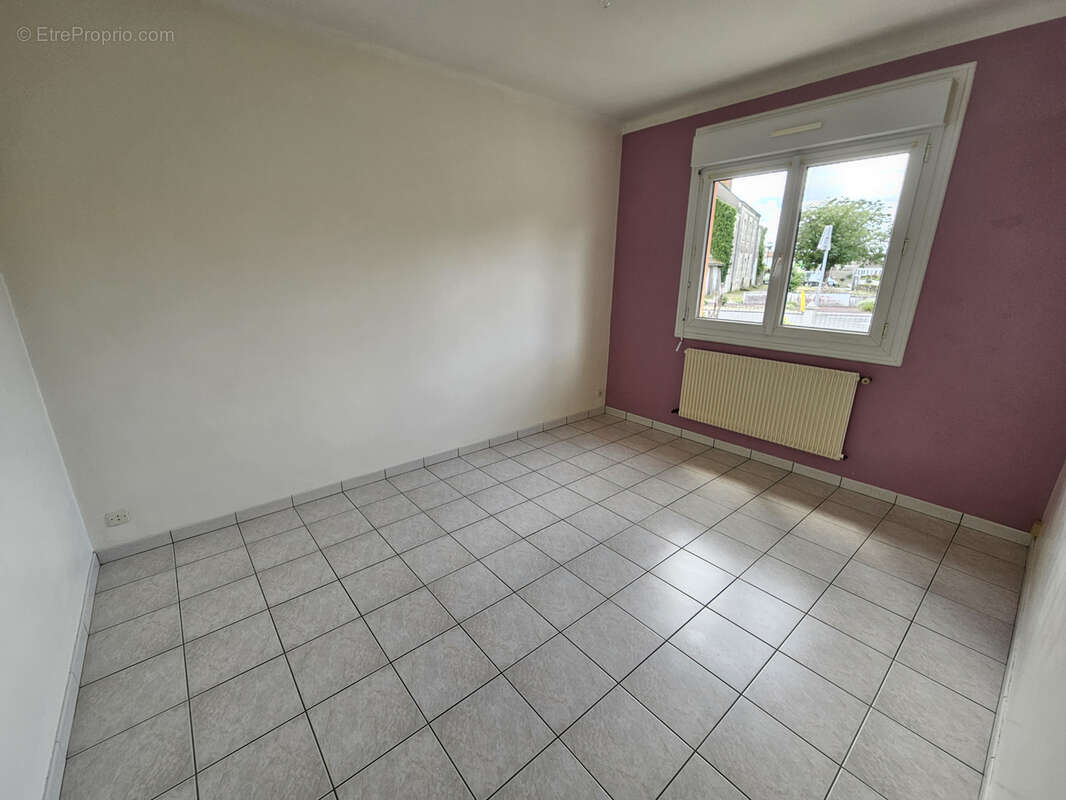 Maison de plain-pied   Centre-bourg de Paulx (44270) - photo 8