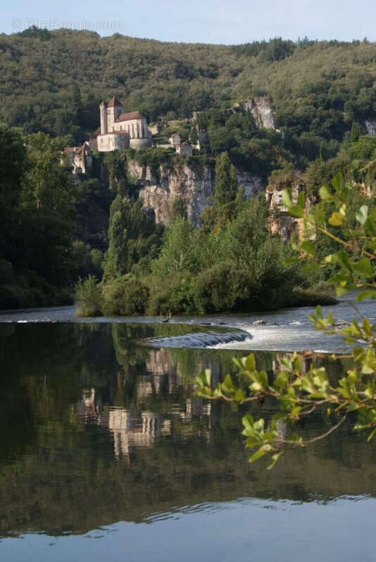 Maison à SAINT-CIRQ-LAPOPIE