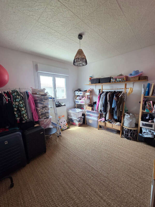 Maison à YZEURE