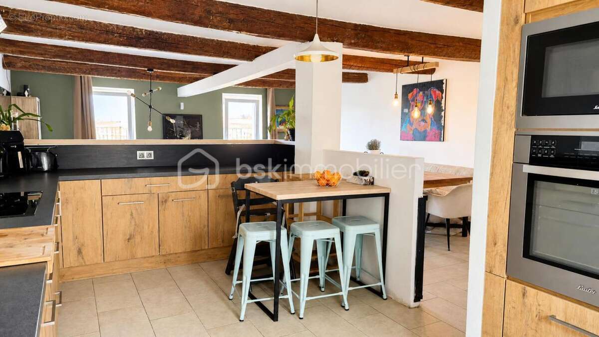 Appartement à VILLELAURE