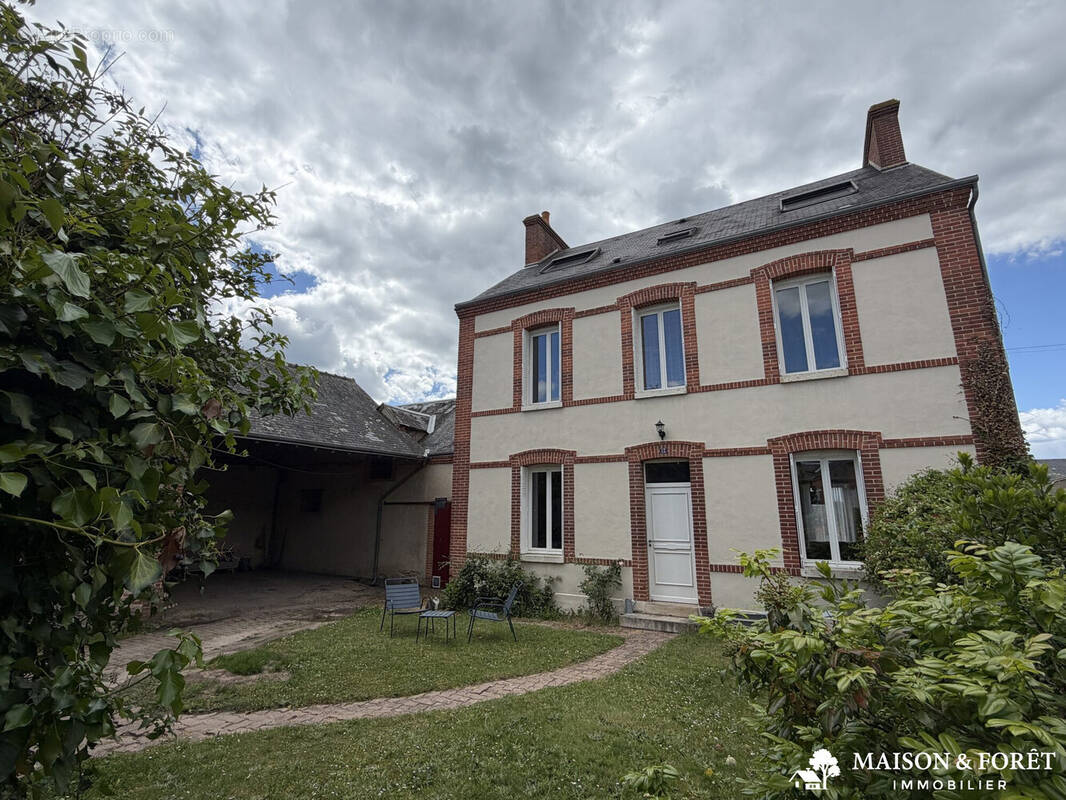 Maison à COULLONS
