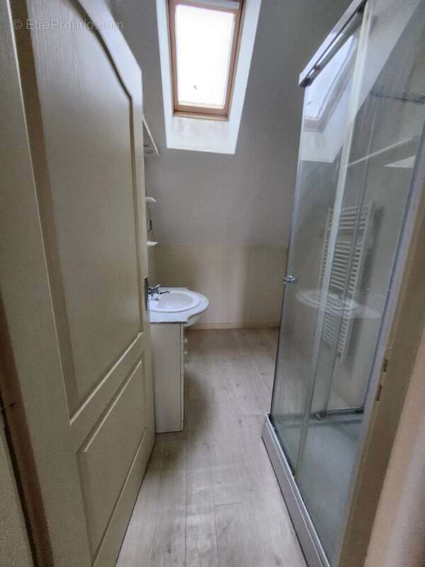 Maison à SAINT-JUNIEN