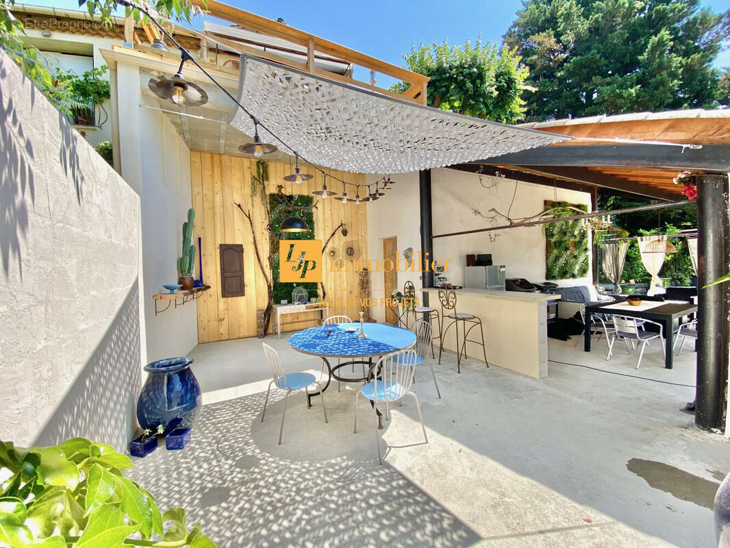 Maison à LAROQUE