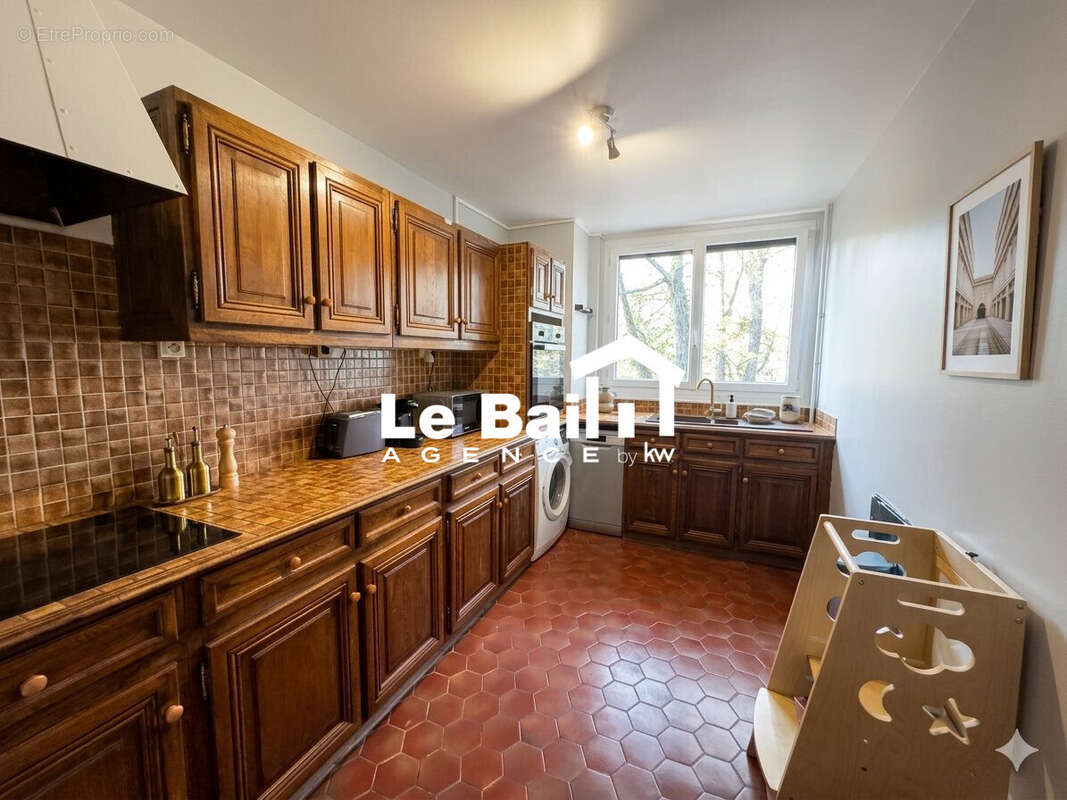 Appartement à MERY-SUR-OISE