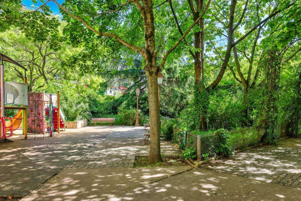 Appartement à PARIS-11E