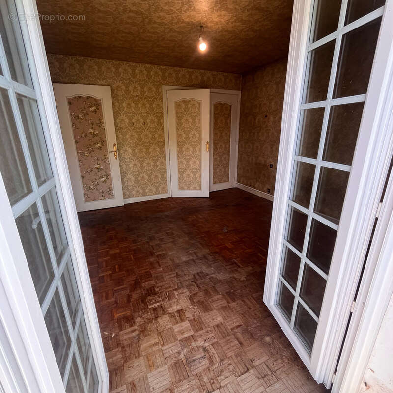 Maison à YZEURE