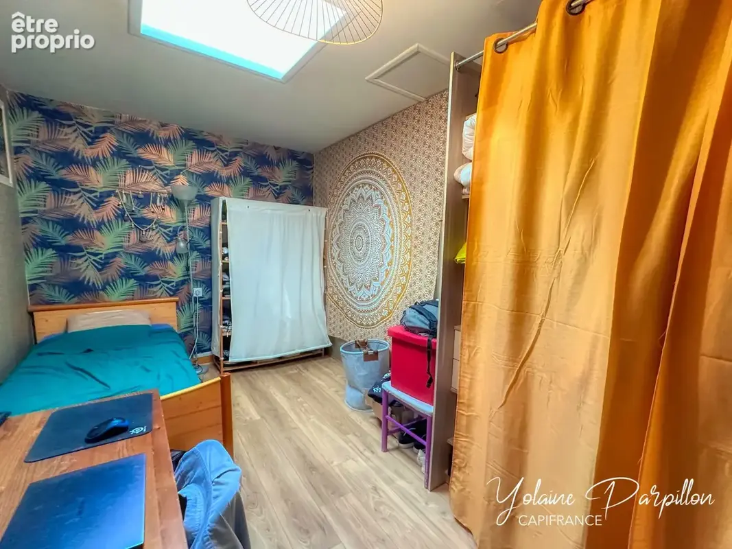 Maison de bourg avec 2 chambres et un jardin clos à CHAVAGNES EN PAILLERS (85) - photo 9