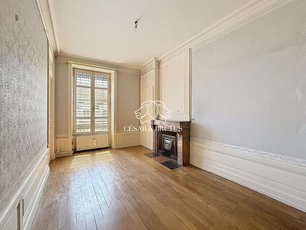 Appartement à LYON-6E