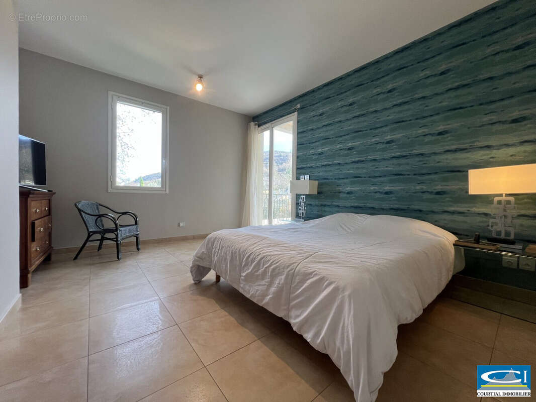 Maison à TOURNON-SUR-RHONE