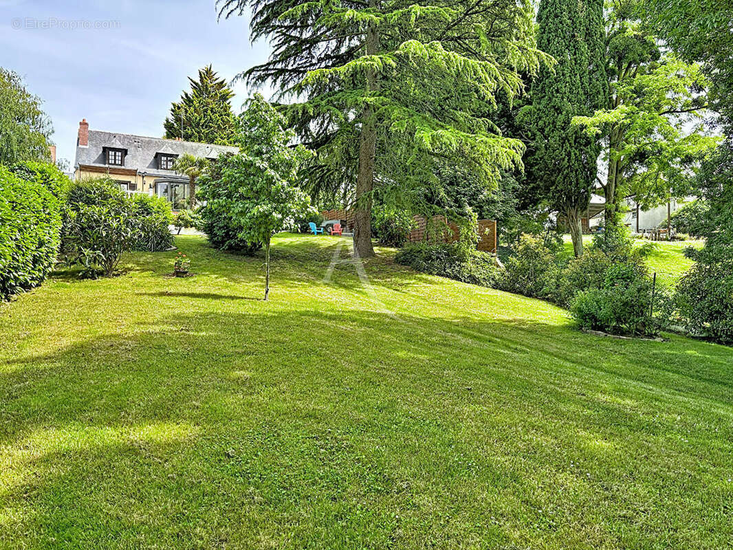 Maison à BRIOLLAY