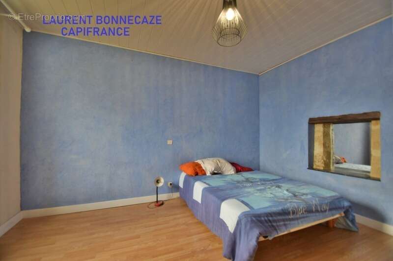 Maison à SAINT-PIERRE-DE-CLAIRAC